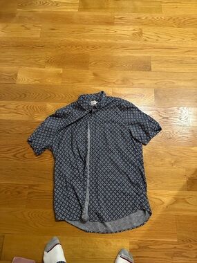 Faherty Grey Short-Sleeve Button-Down with White Micro Diamond Print